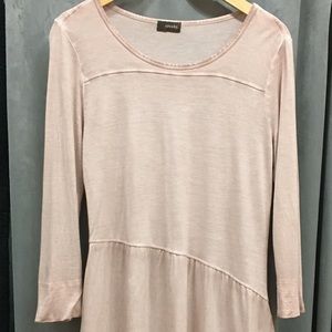 •Crosby Rose Tunic Blouse